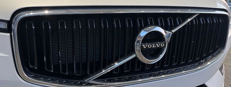 Volvo  Momentum T6